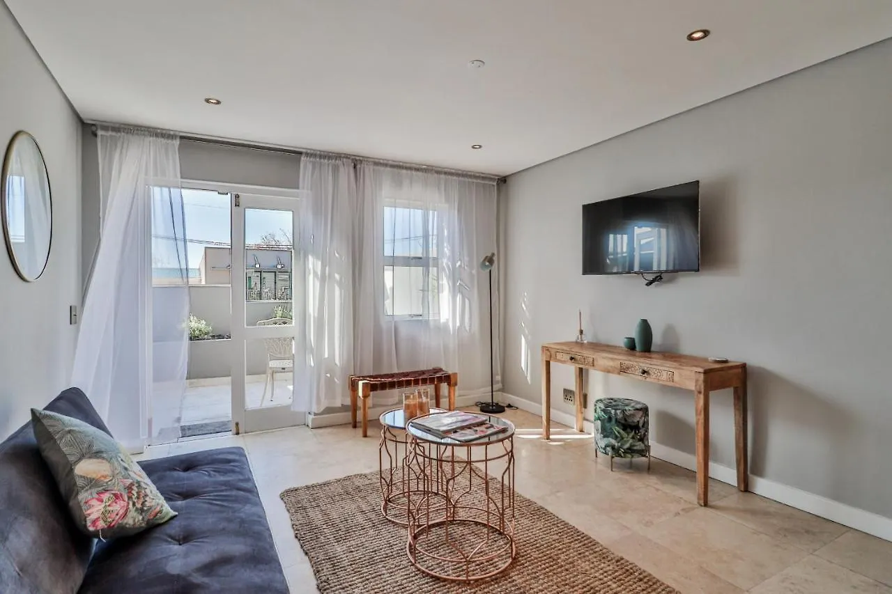 Apartment Loader Street Studios 5 By Ctha Cape Town South Africa